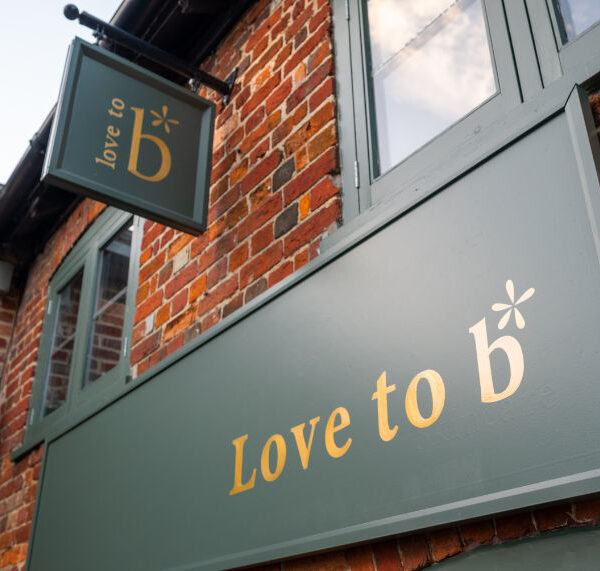 Love To B shopfront signage in Ringwood